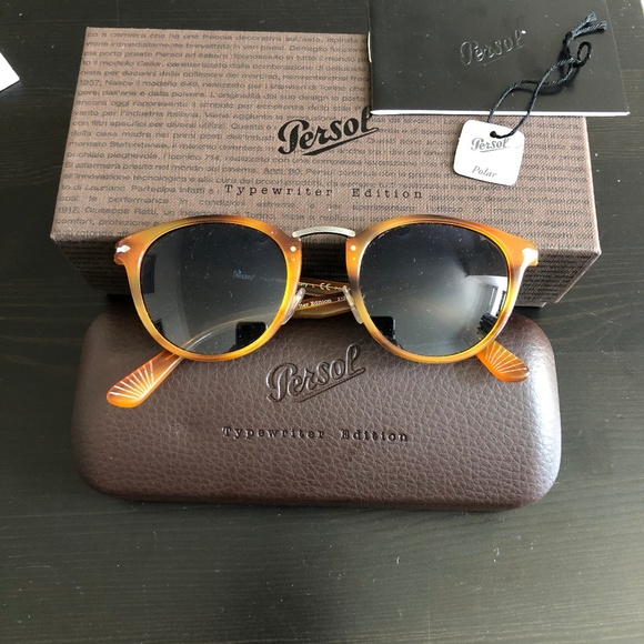 Persol Other - Persol Typewriter Edition 3108-S Unisex Polarized
